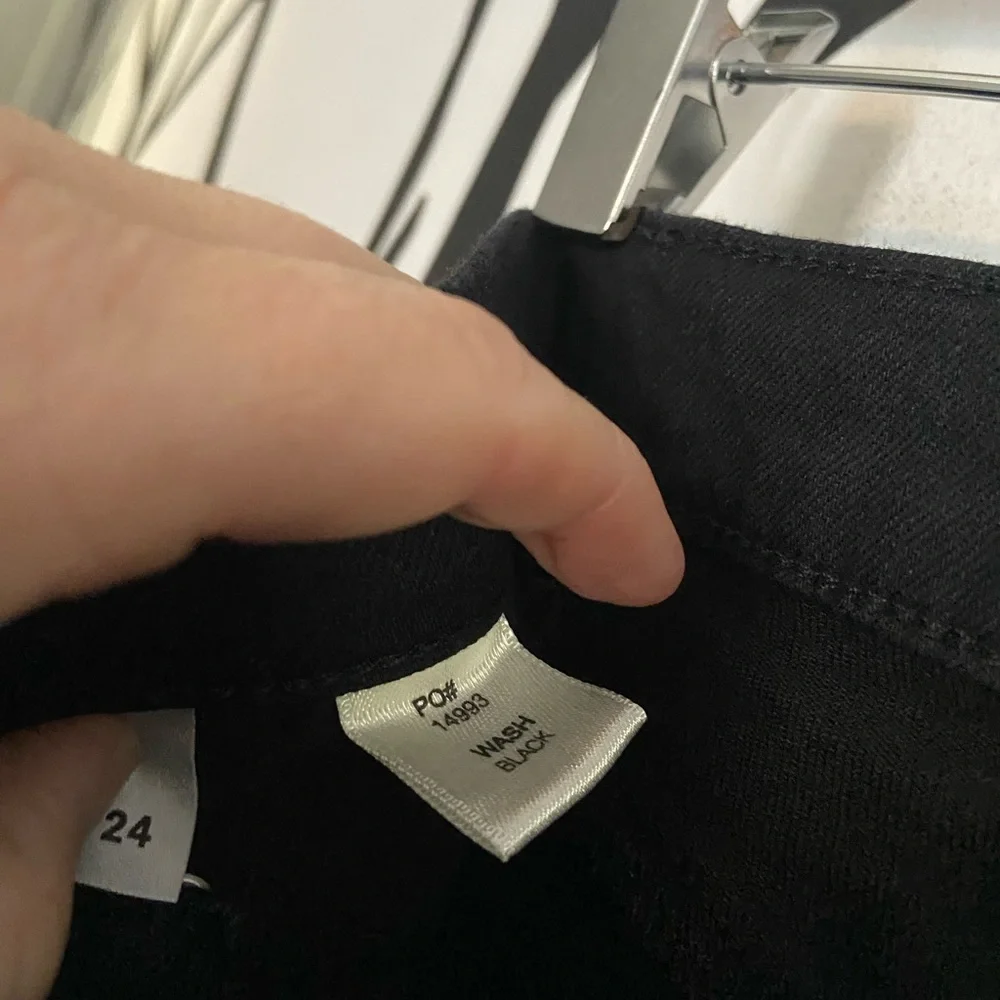 NWT Reformation Harper mid rise skinny jeans in black